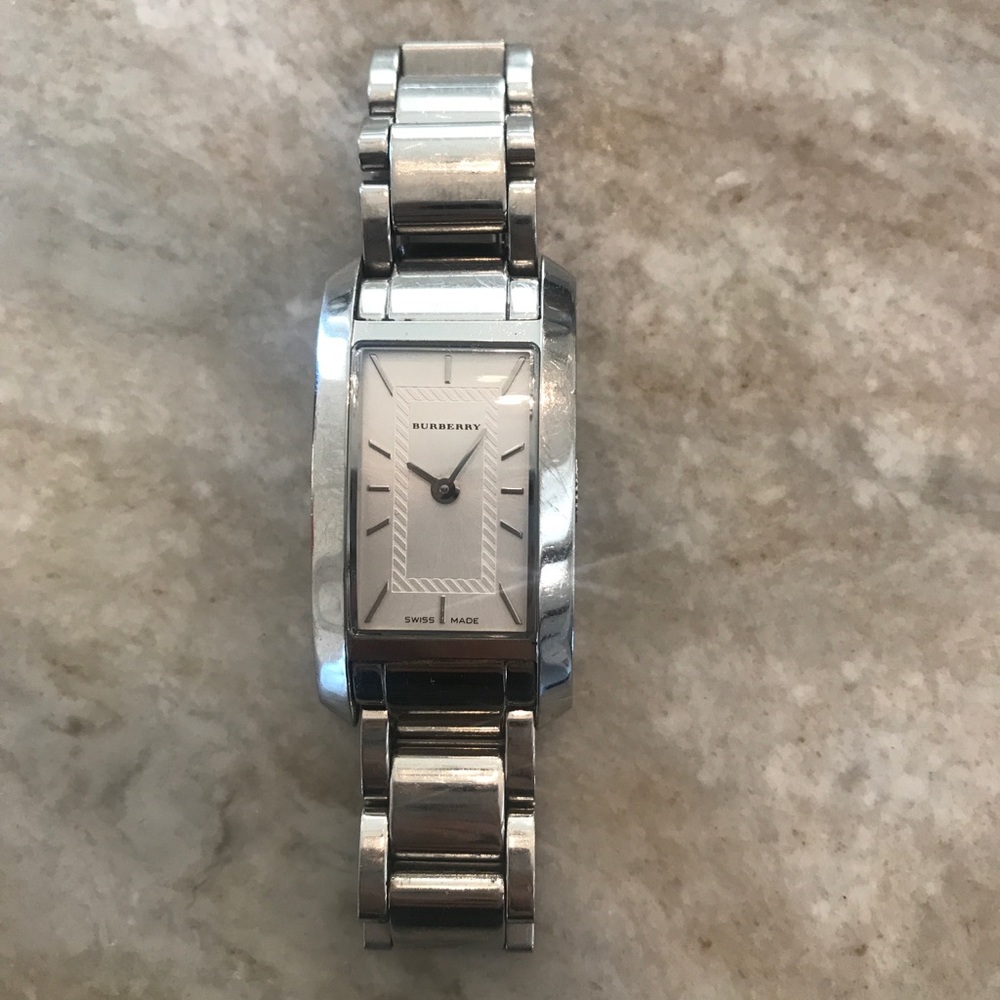 Burberry stainless steel rectangle watch BU1057 - Picture 1 of 4